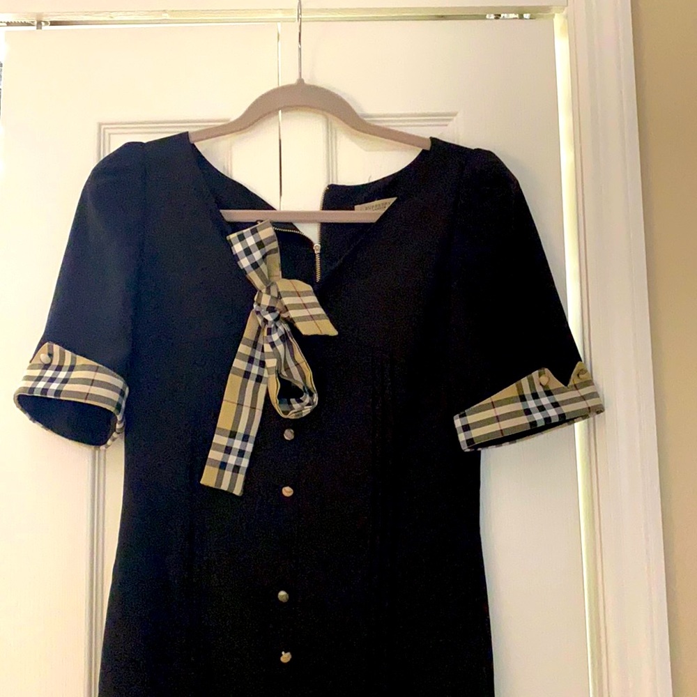 Burberry London pleated dress small black